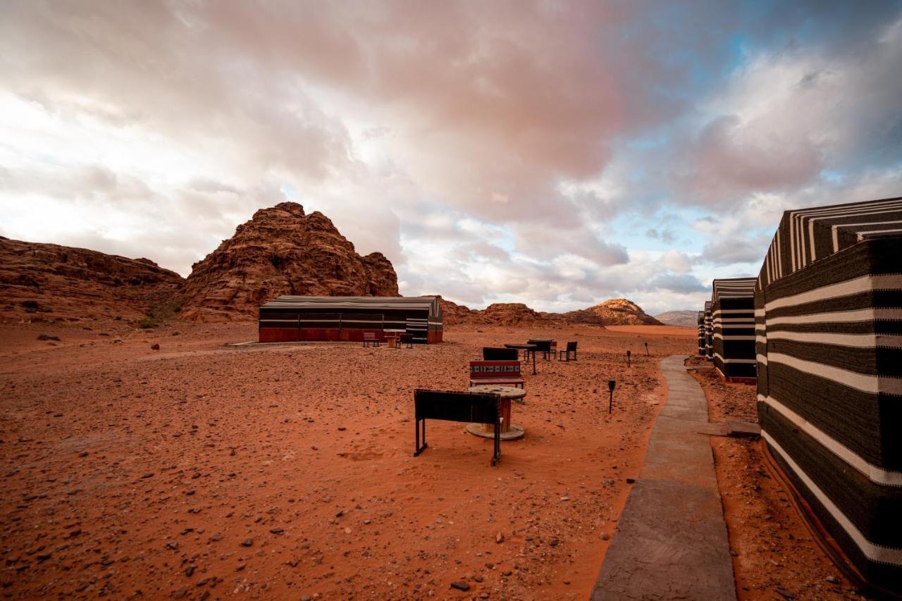 Wadirum Sunset Camp Ξενοδοχείο Ουάντι Ραμ Εξωτερικό φωτογραφία
